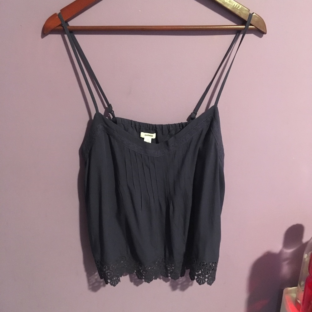 ✨NWT✨ Garage Top